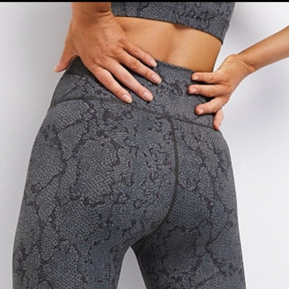 🆕 All Fenix | Python Charcoal 7/8 Leggings Women's Size XS - Picture 6 of 12